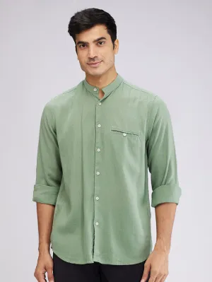 Colorplus Green Solid Tailored Fit Tencel Blend Casual Shirt
