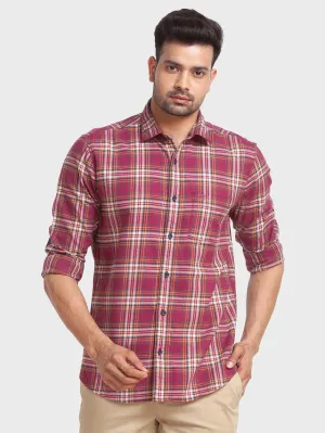Colorplus Men Red Checkered Tailored Fit Full Sleeve Spread Collar Shirt