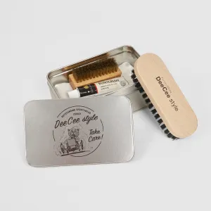 DeeCee style Shoe-Cleaning Travel Kit