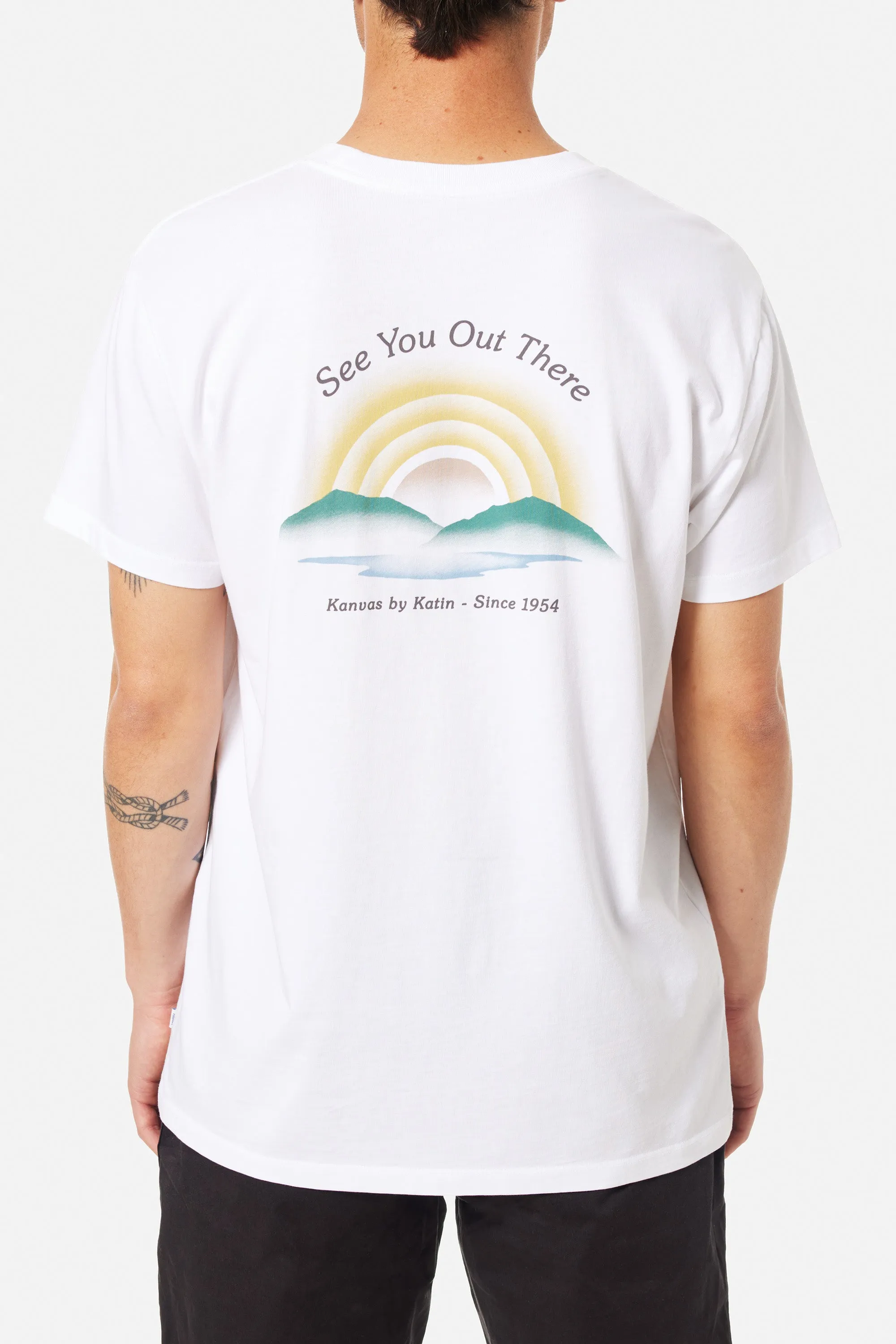 DISTANCE TEE