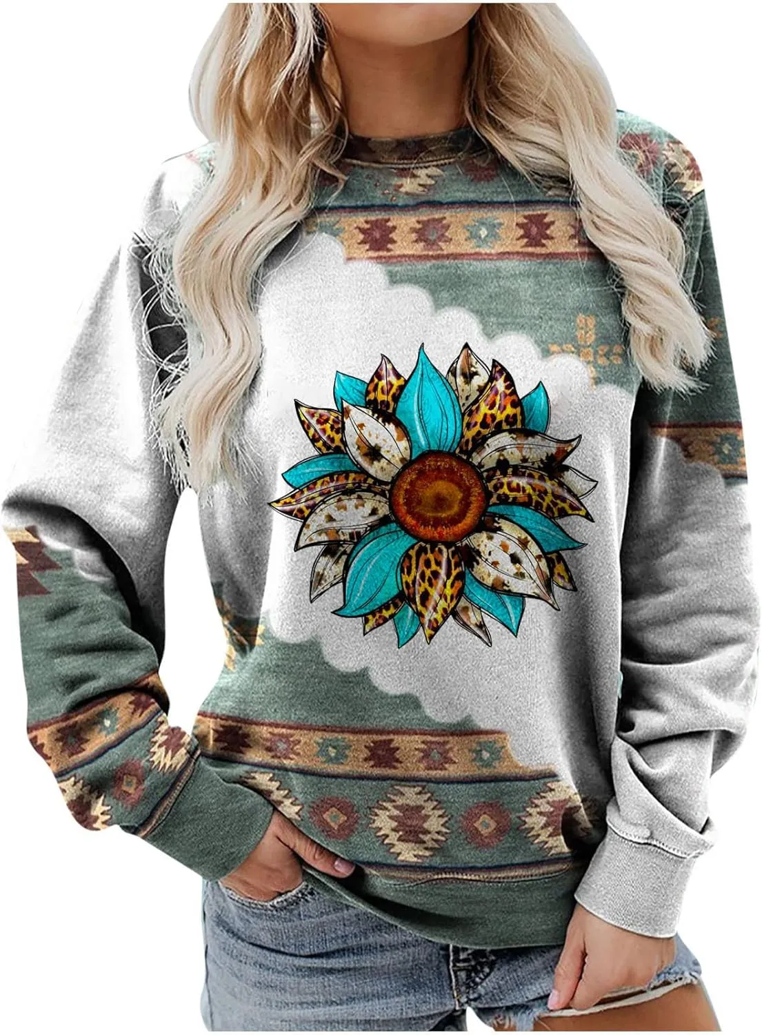 DOLKFU Women's Western Aztec Sweatshirt Long Sleeve Hoodie Pullover Vintage Tops Sweater Ethnic Graphic Fall 2022 Tees Tops