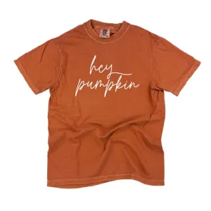 Hey Pumpkin - Cursive - SHORT SLEEVE COMFORT COLORS TEE