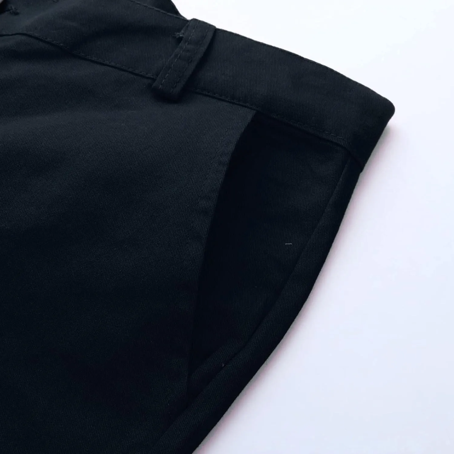Men's Classic-Fit Wrinkle-Resistant Flat-Front Chino Pant (Available in Big & Tall) Slim-Fit Casual with Pockets