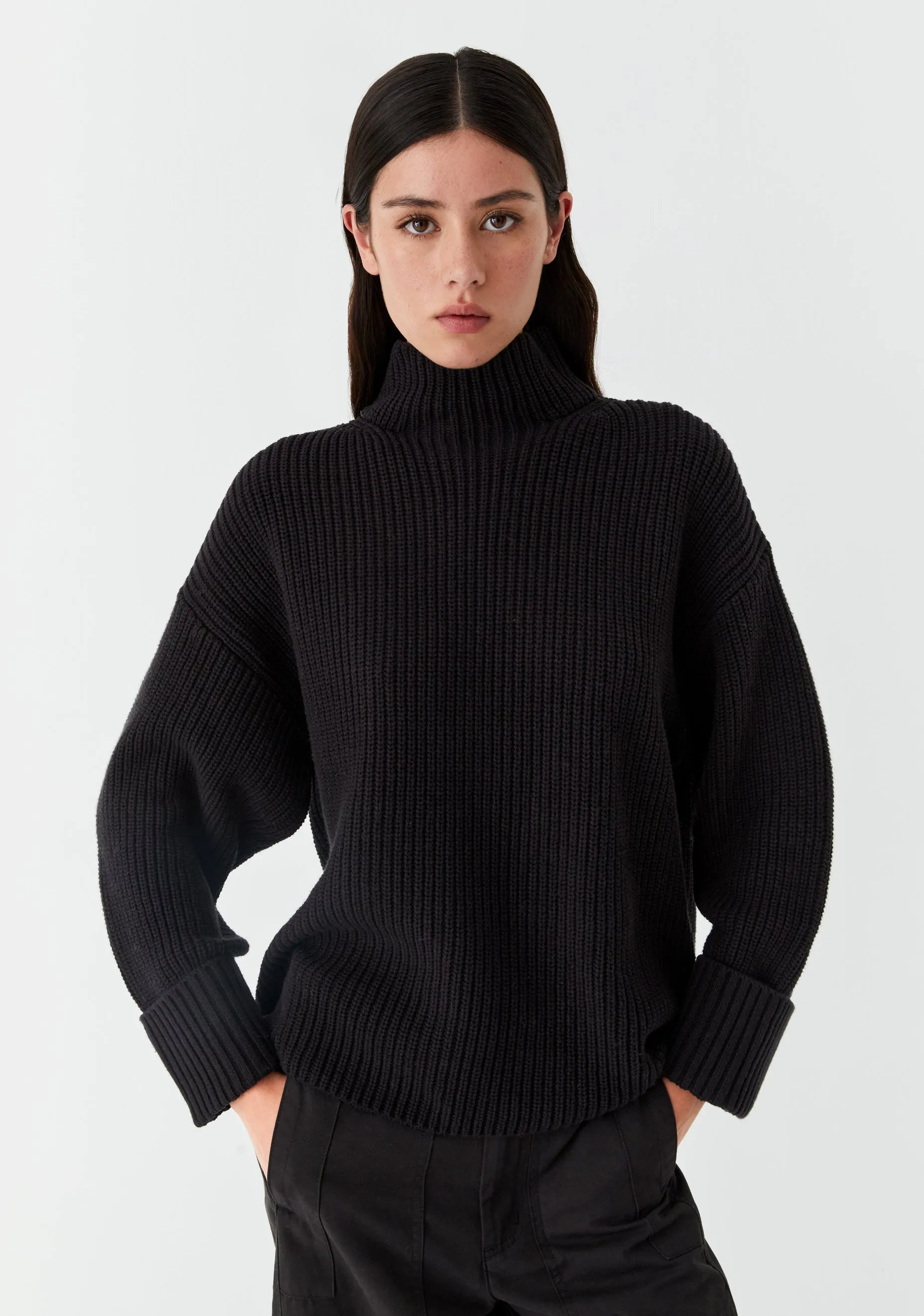 Niko High Neck Knit Pullover_Black