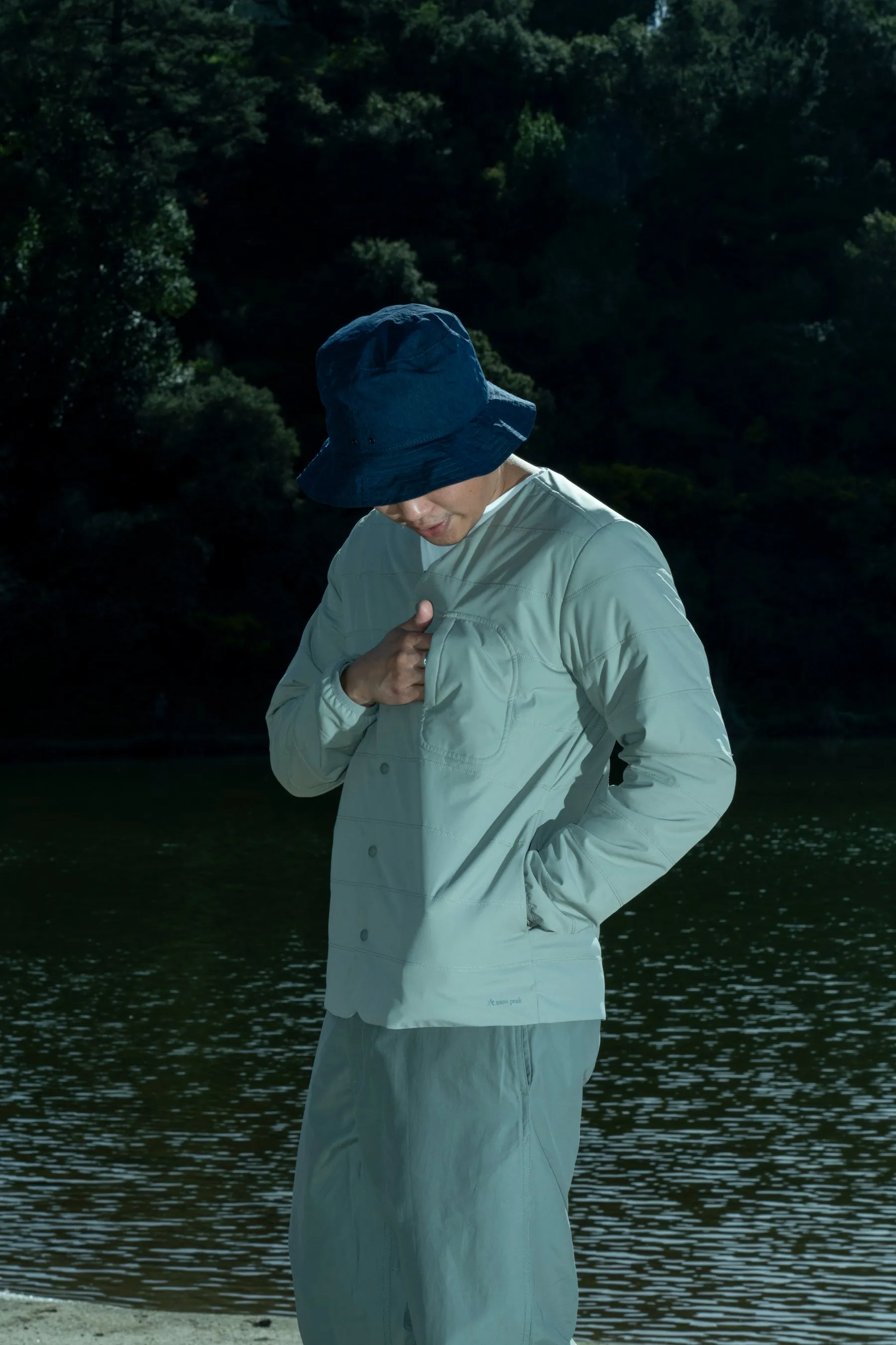 SNOW PEAK - FLEXIBLE INSULATED CARDIGAN IN BEIGE
