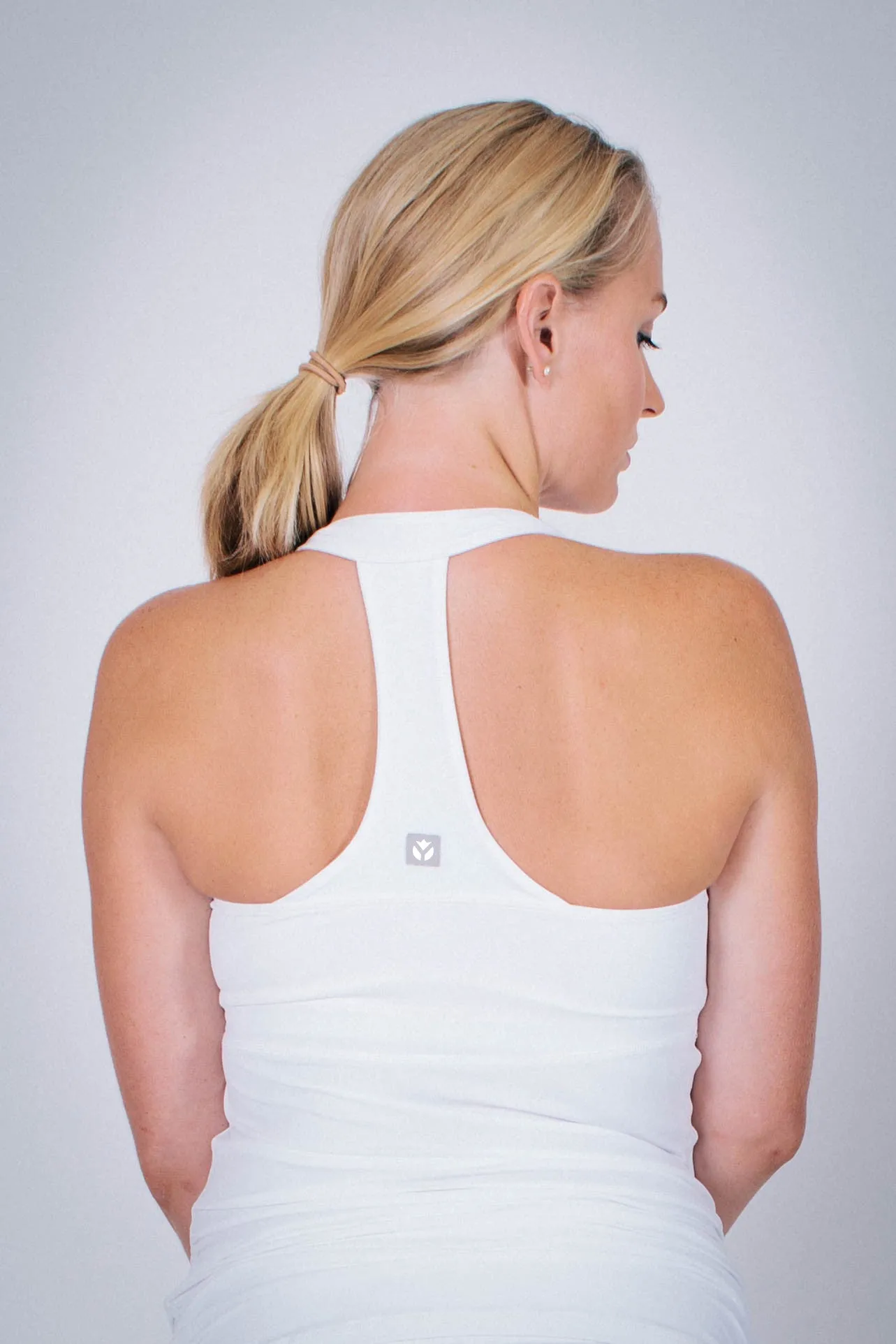 V-Neck Tank White & White